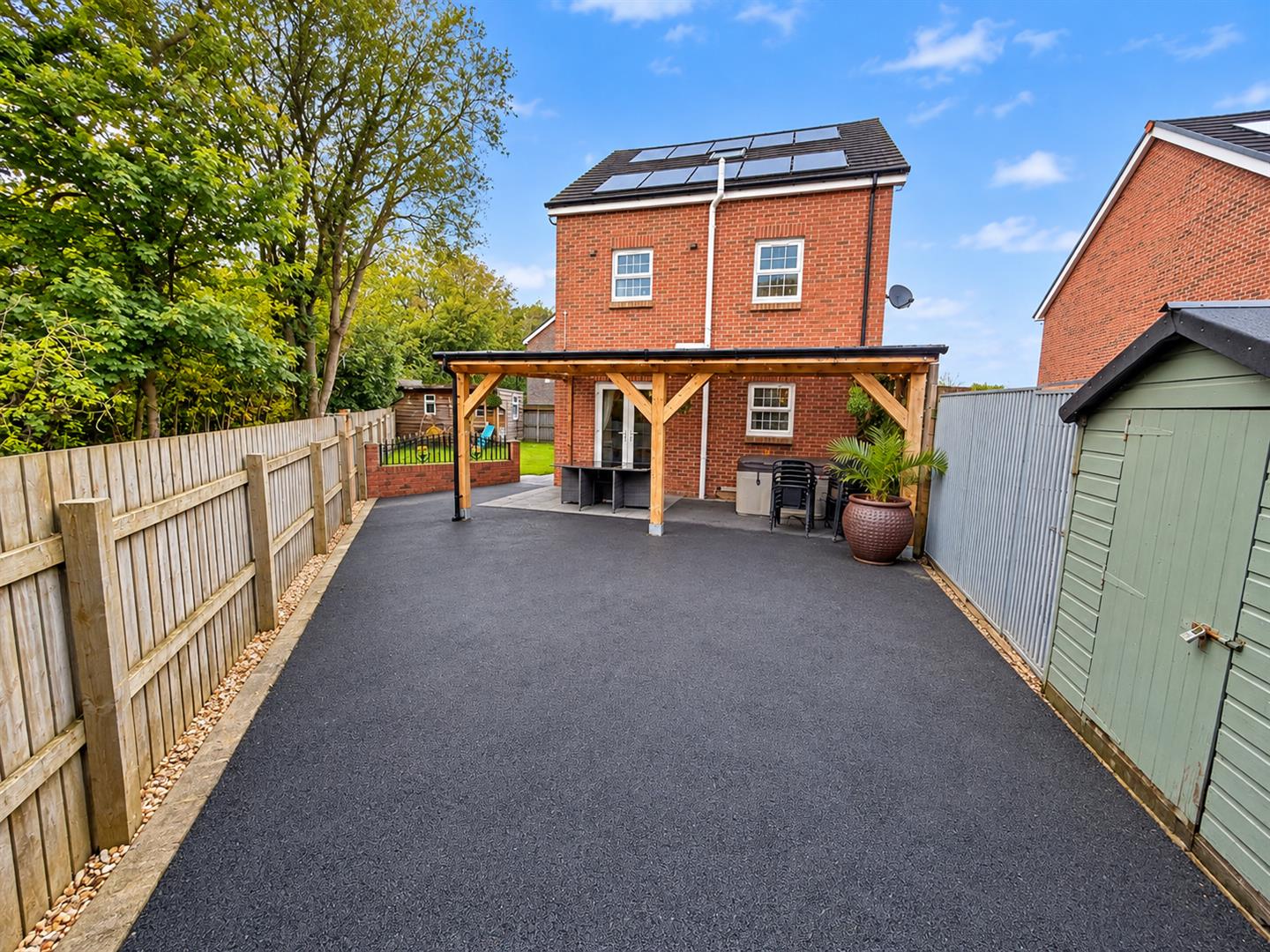 Mansion Gardens, Penllergaer, Swansea, SA4 9GY